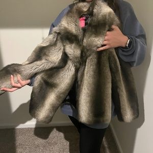 Thalia Sodi Vintage Faux Fur